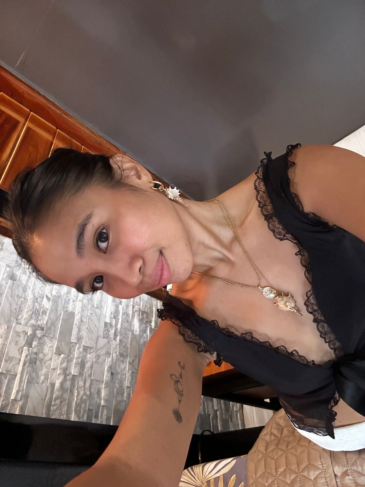 Shellbelle Hoops