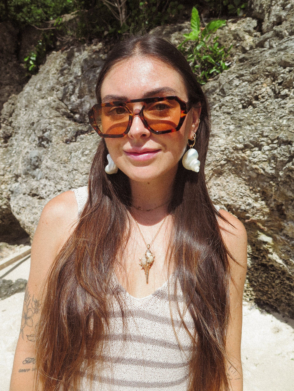 Serenata Conch Hoop Earrings