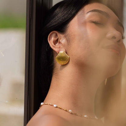 Honolulu Scallop Earrings